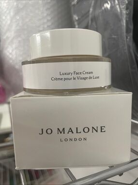 NEW Jo Malone Rodin olio lusso
Luxury Face Cream